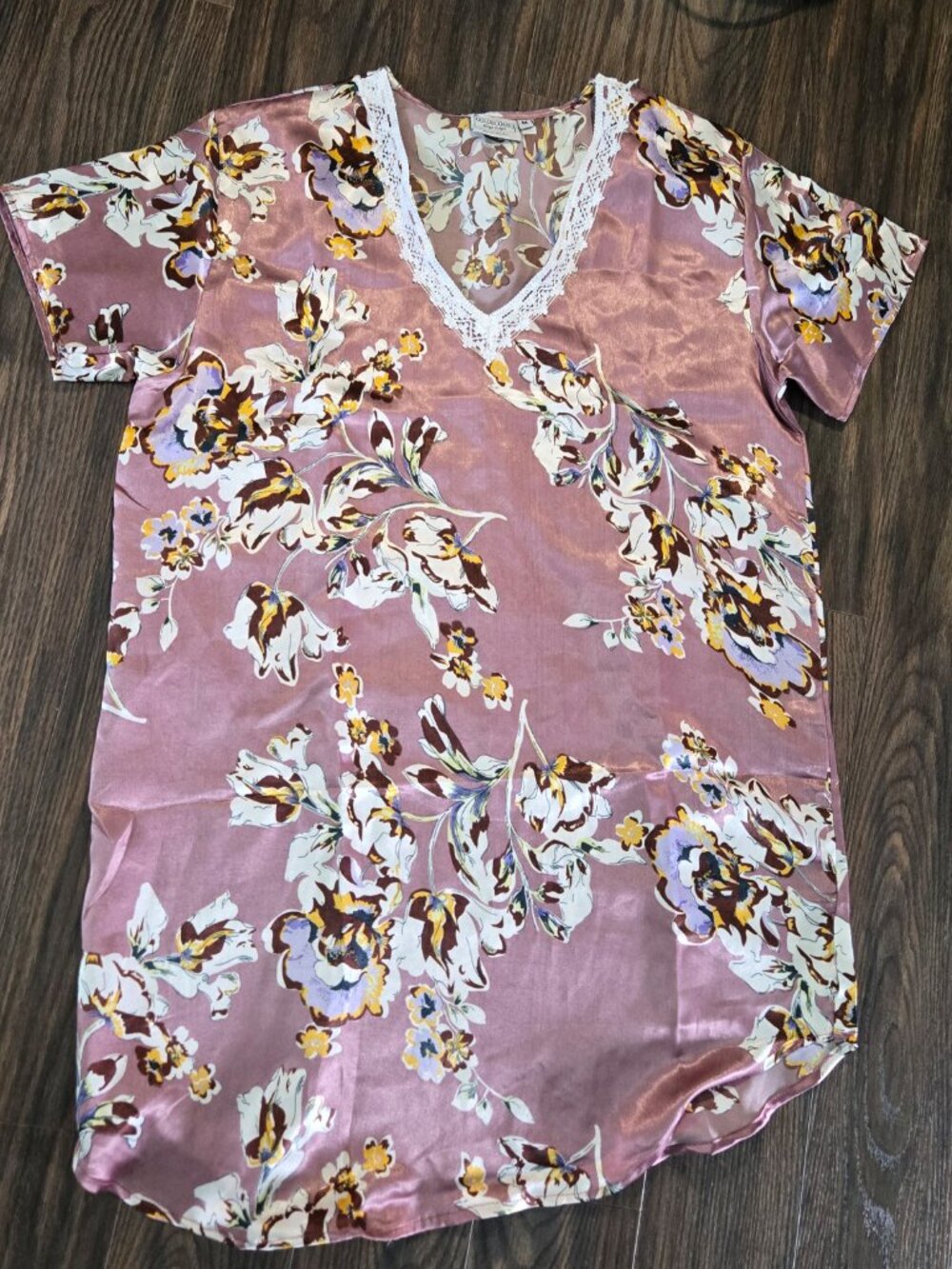 GOLD COAST Polyester Satin Floral Nightgown NWOT/SIZE M